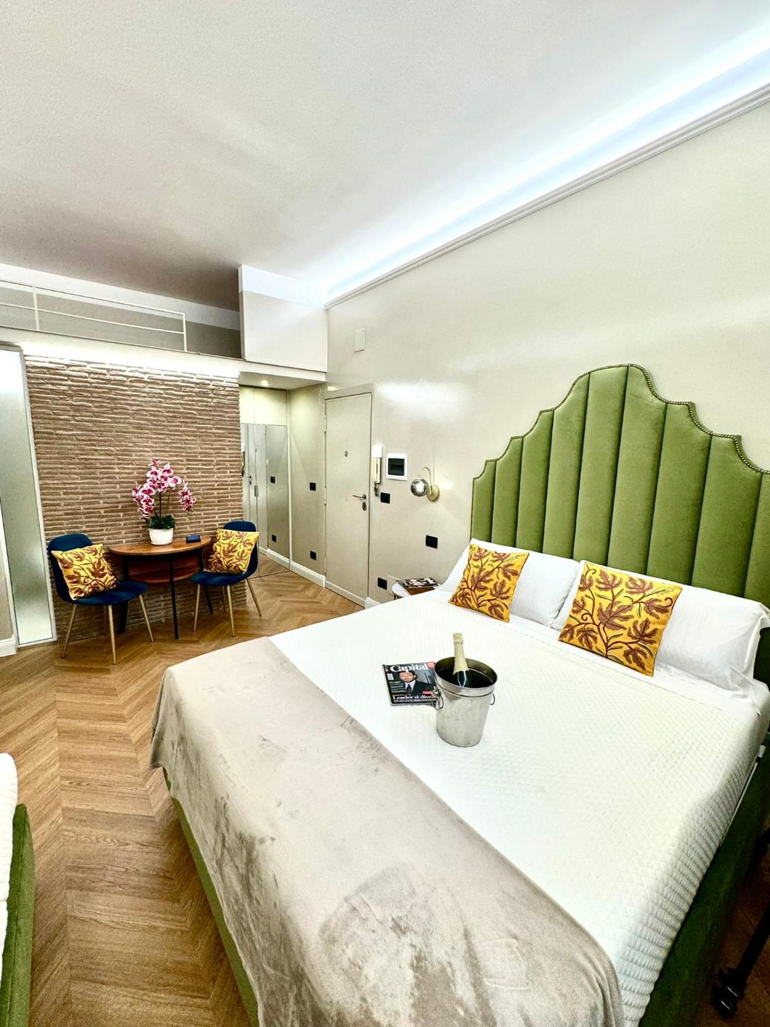 Vatican Loft - Liberty Collection Apartment *